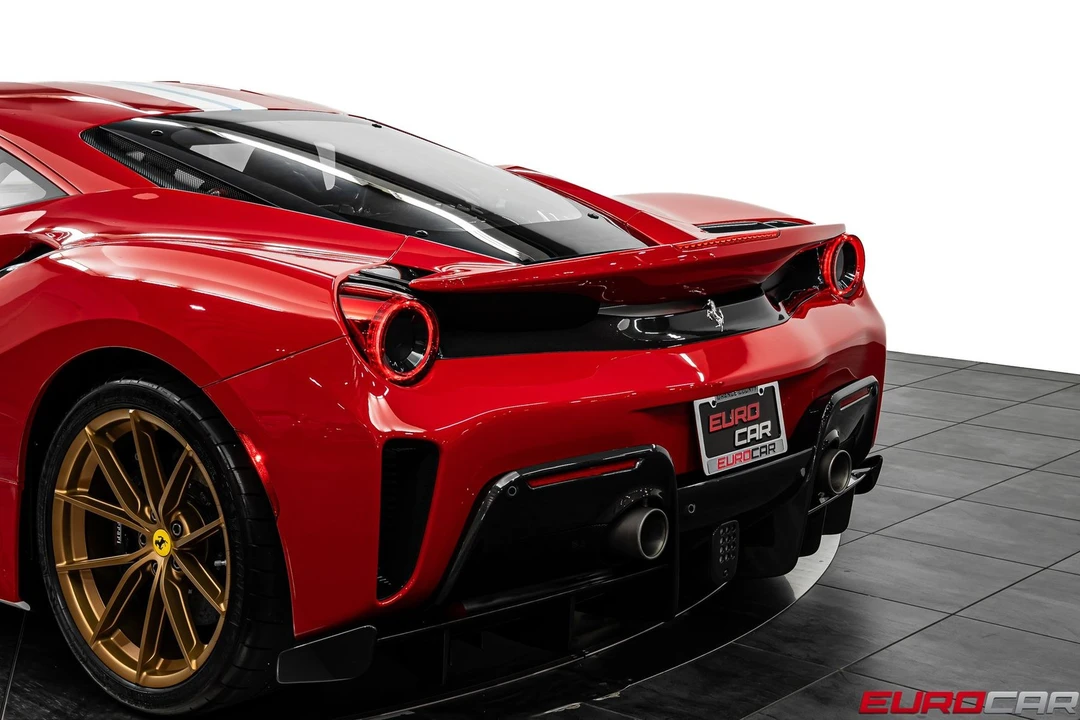 2020 Ferrari 488 Pista - Image 23 of 31