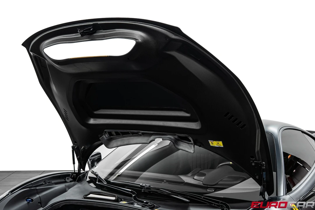2020 Ferrari 488 Pista - Image 10 of 31