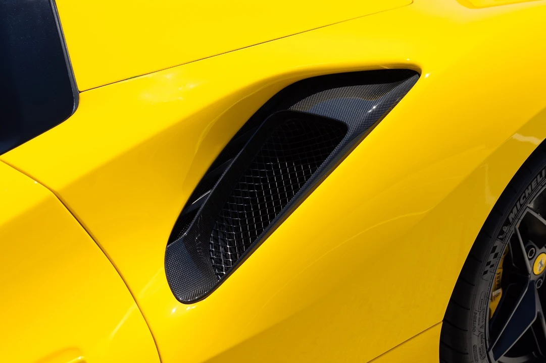 2020 Ferrari 488 - Image 21 of 31