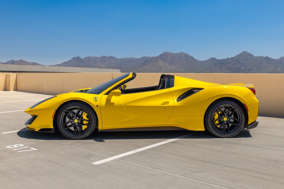 2020 Ferrari 488 - Image 5 of 31