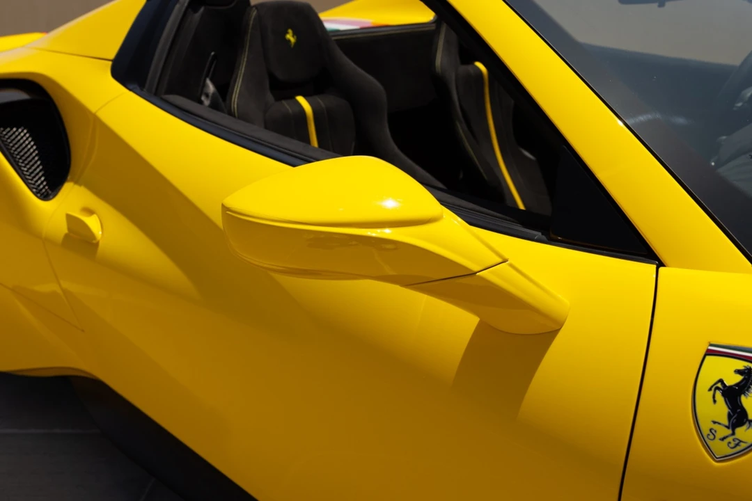2020 Ferrari 488 - Image 28 of 31