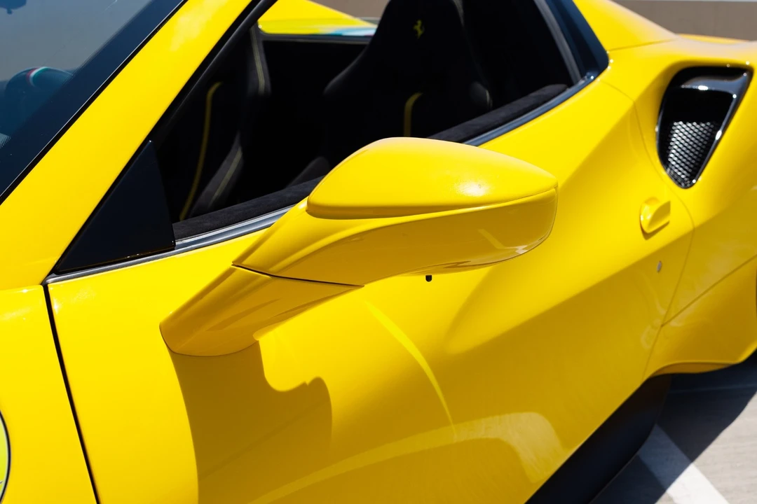 2020 Ferrari 488 - Image 19 of 31