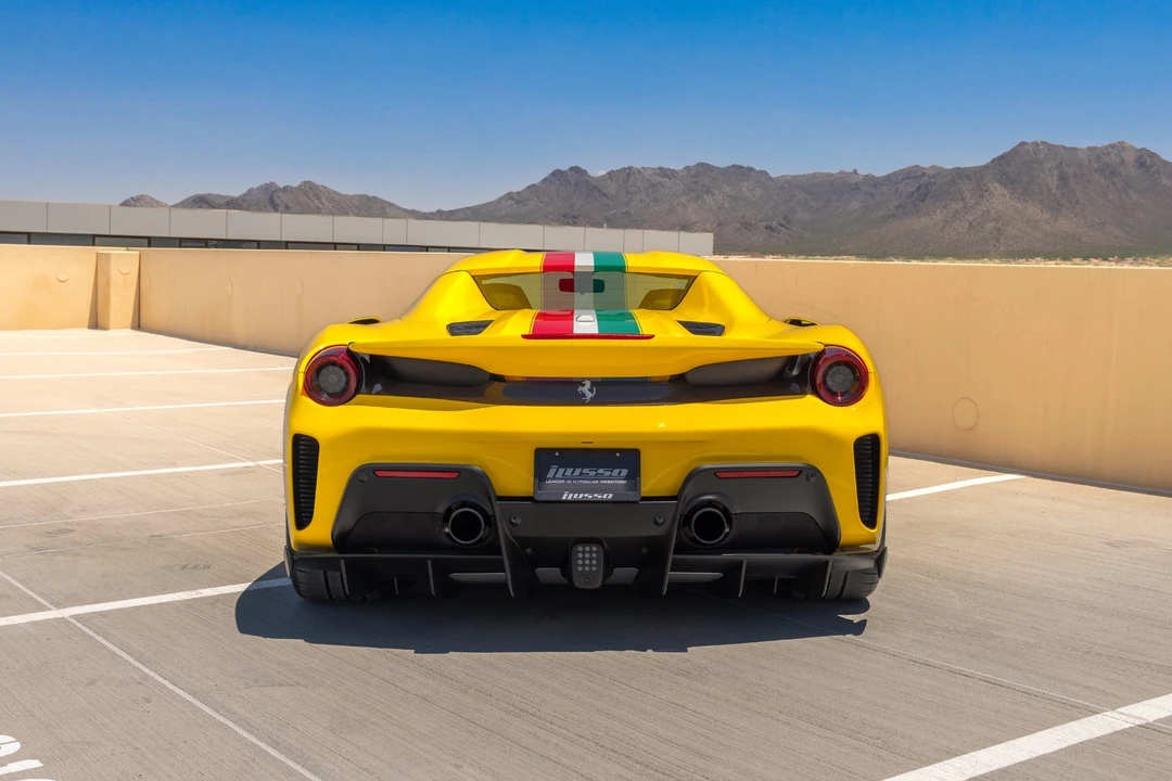 2020 Ferrari 488 - Image 7 of 31