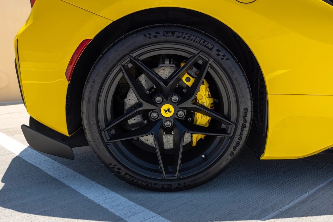 2020 Ferrari 488 - Image 25 of 31