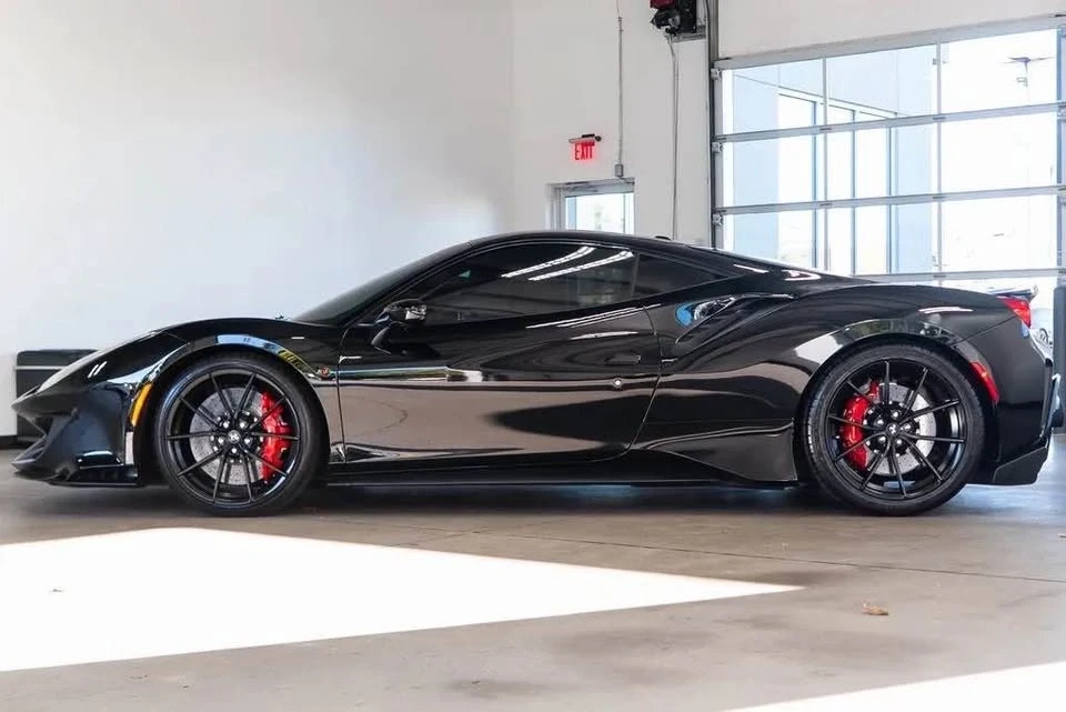 2020 Ferrari 488 Pista - Image 5 of 6