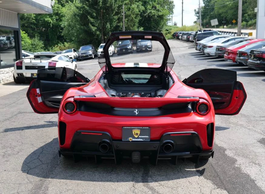 2020 Ferrari 488 Pista - Image 12 of 15