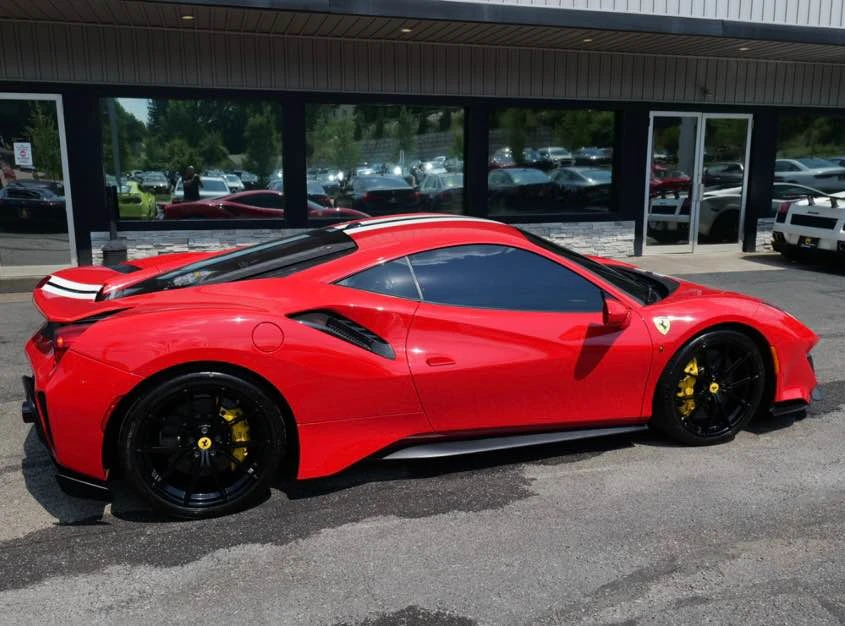 2020 Ferrari 488 Pista - Image 2 of 15