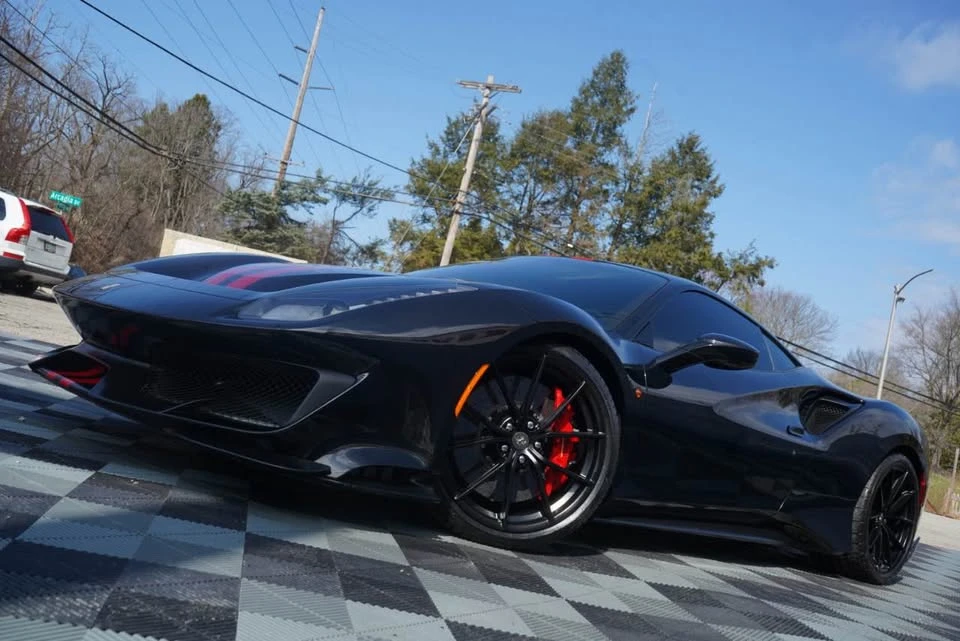 2020 Ferrari 488 Pista - Image 17 of 19