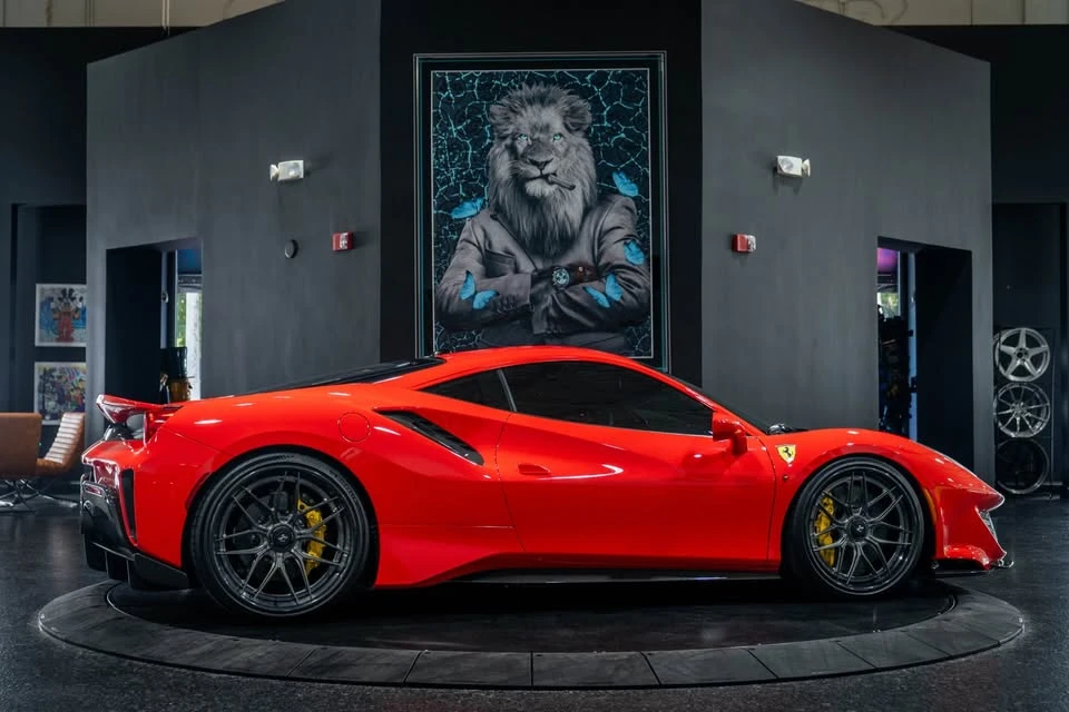 2020 Ferrari 488 Pista - Image 10 of 19