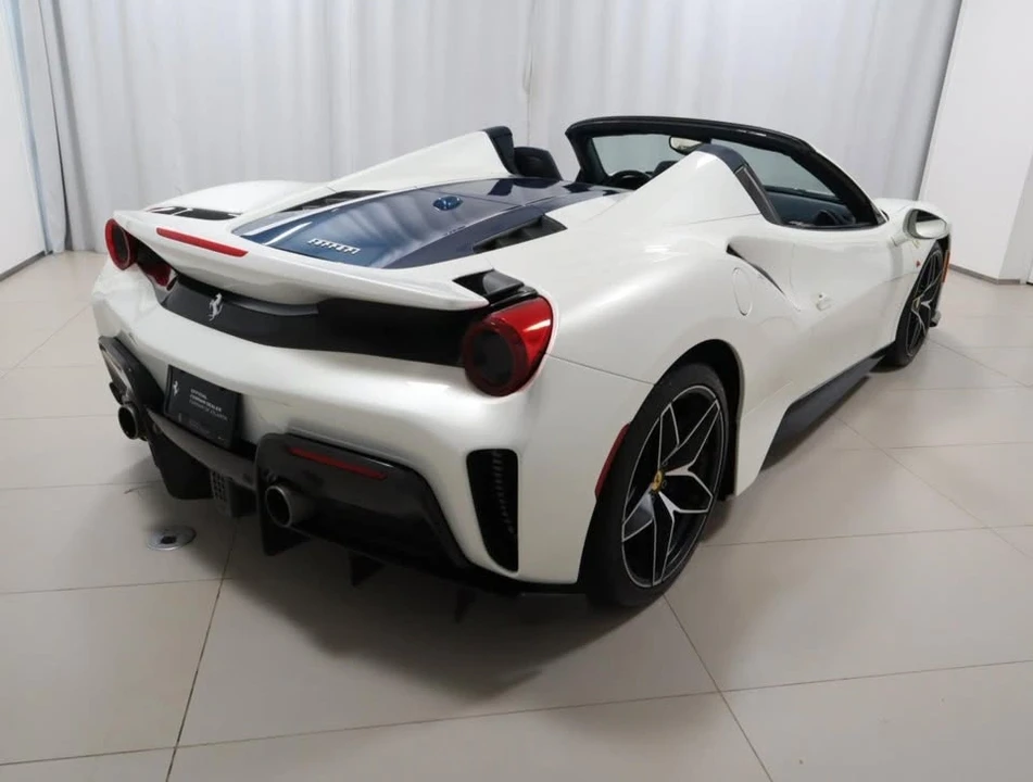 2020 Ferrari 488 Pista Spider - Image 8 of 18