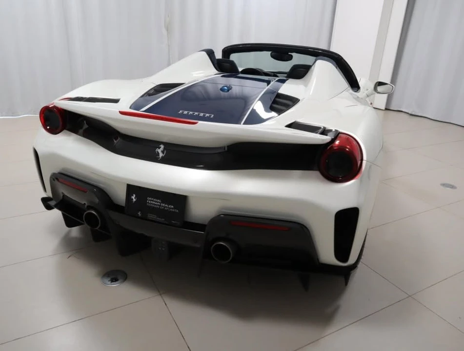 2020 Ferrari 488 Pista Spider - Image 11 of 20