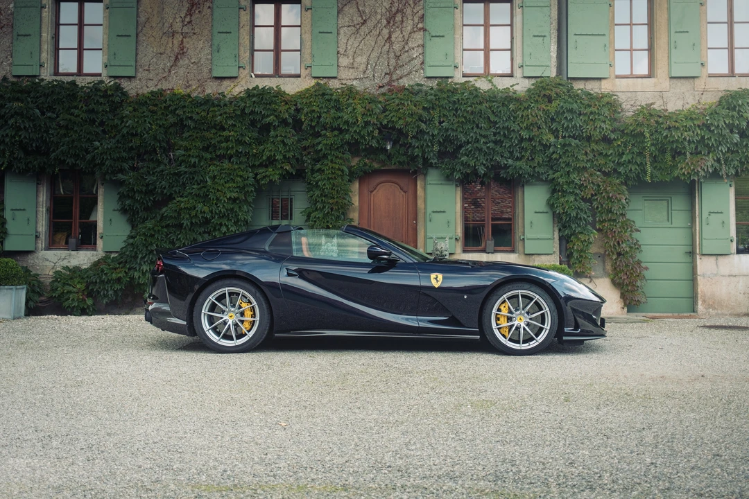 2020 Ferrari 812 GTS - Image 8 of 31