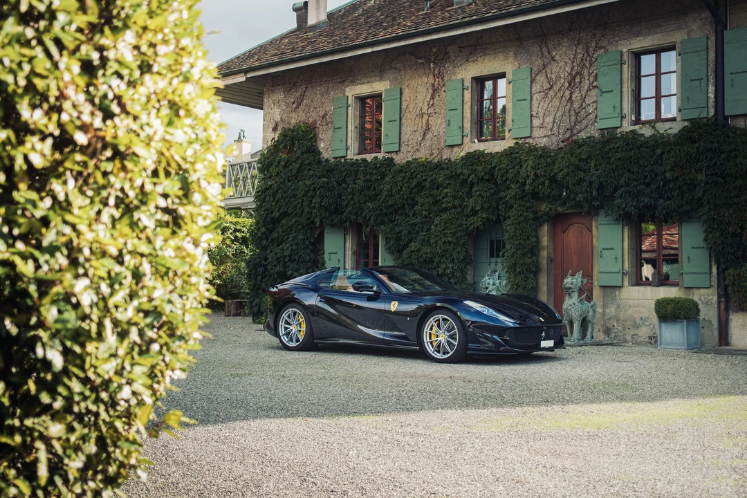 2020 Ferrari 812 GTS - Image 9 of 31