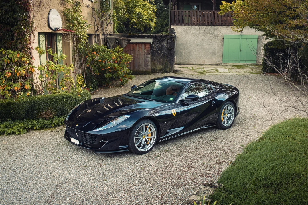 2020 Ferrari 812 GTS - Image 3 of 31