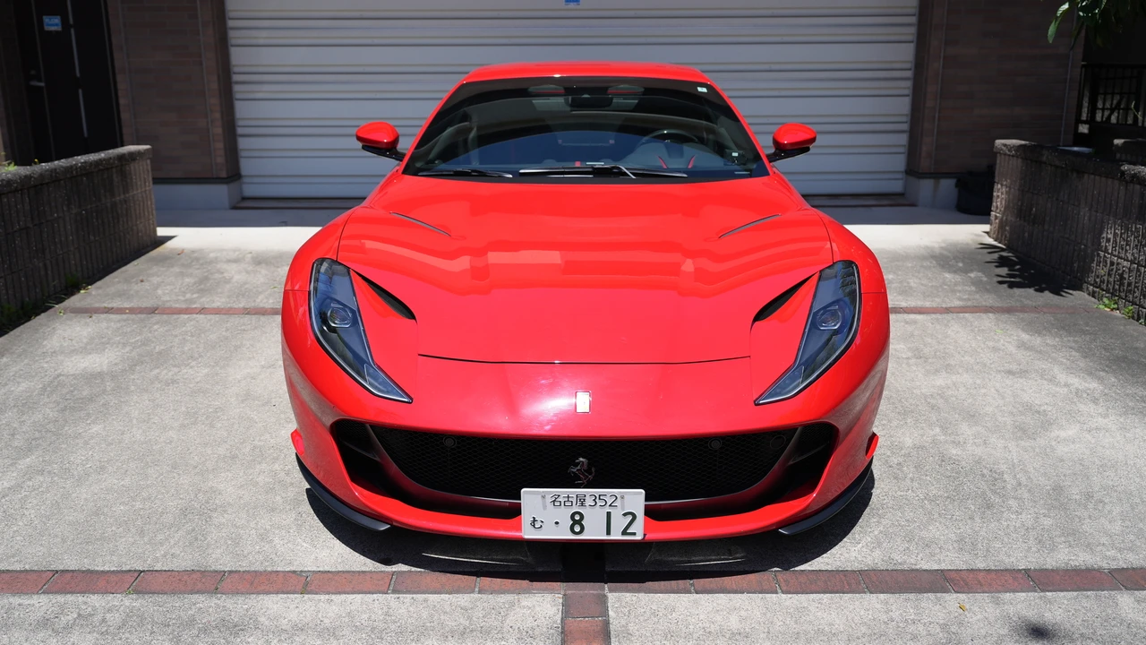 2020 Ferrari 812 Superfast - Image 3 of 31