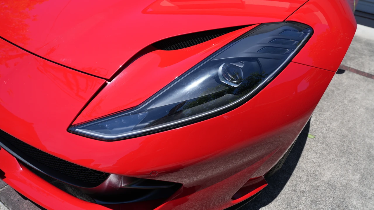 2020 Ferrari 812 Superfast - Image 23 of 31