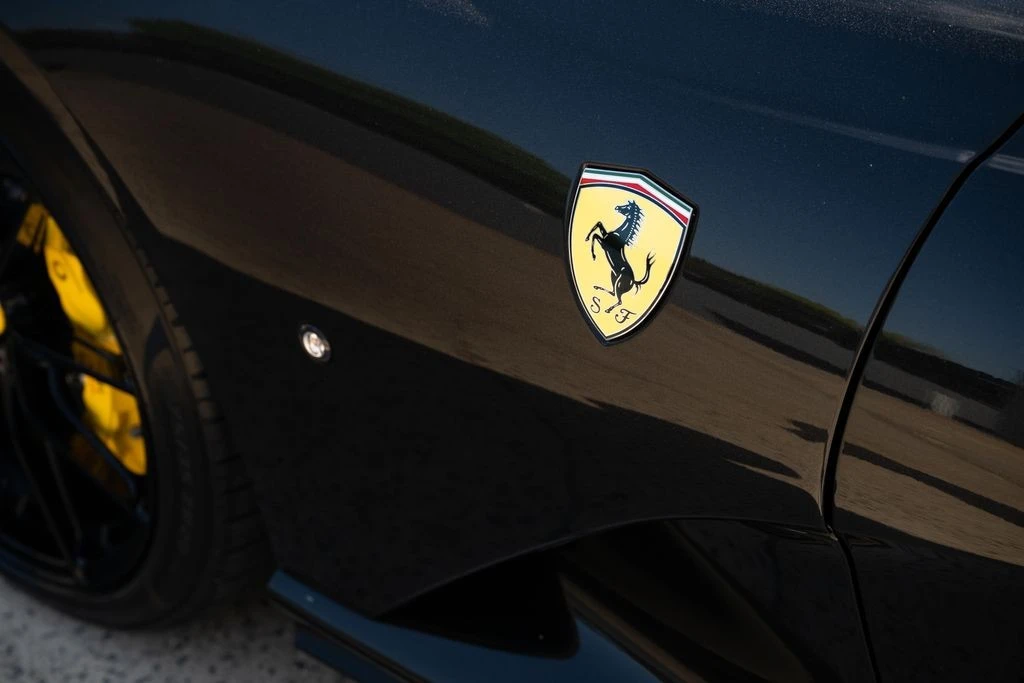 2020 Ferrari 812 Superfast - Image 19 of 21