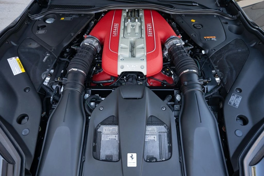 2020 Ferrari 812 Superfast - Image 12 of 21