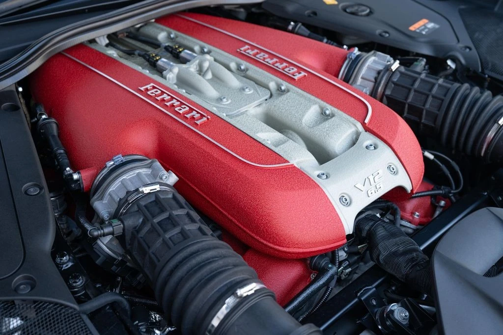 2020 Ferrari 812 Superfast - Image 14 of 21