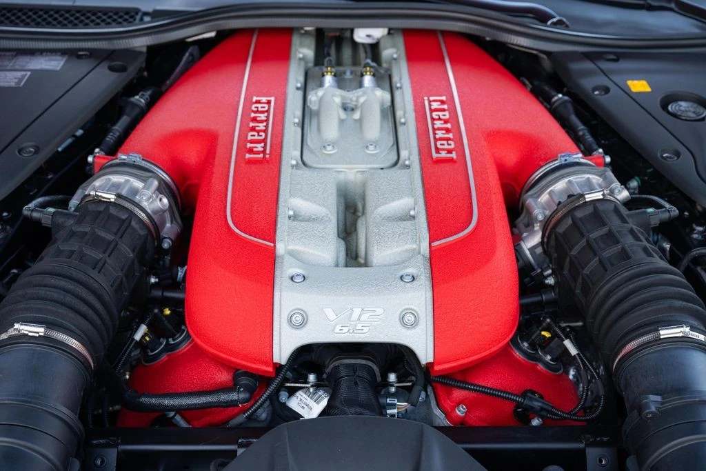 2020 Ferrari 812 Superfast - Image 13 of 21