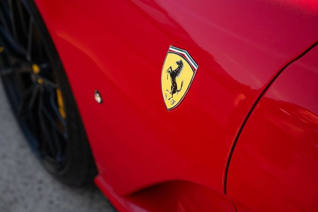 2020 Ferrari 812 Superfast - Image 18 of 21