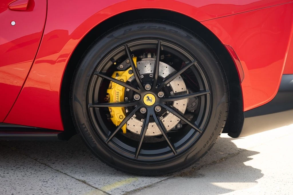2020 Ferrari 812 Superfast - Image 19 of 21