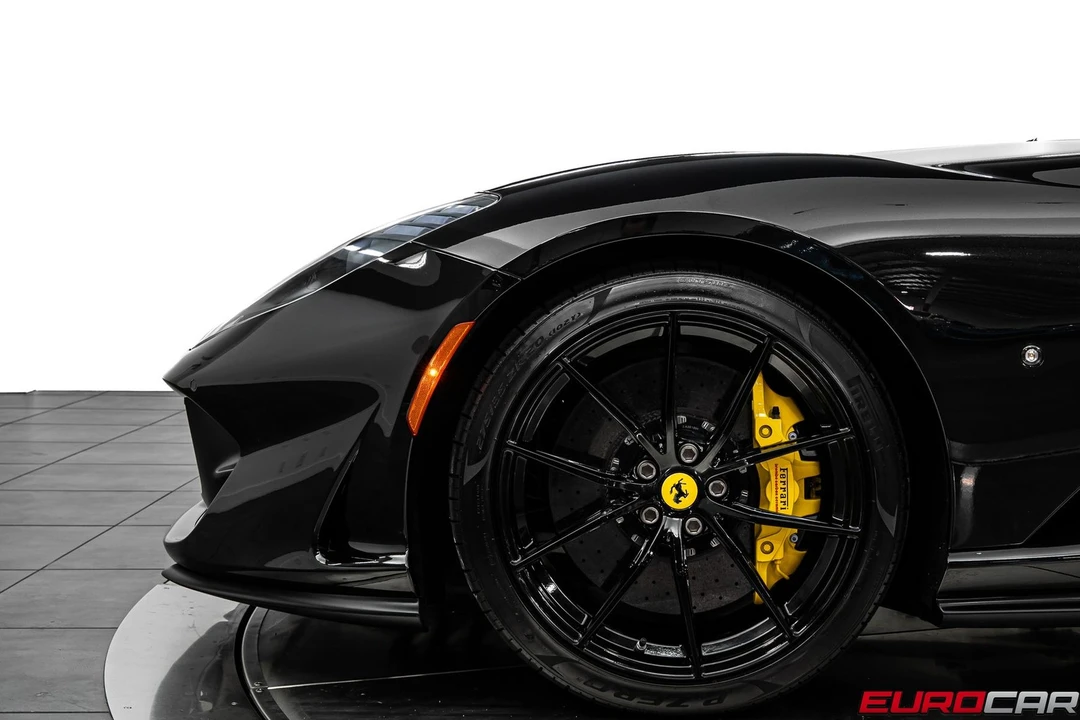 2020 Ferrari 812 Superfast - Image 14 of 31