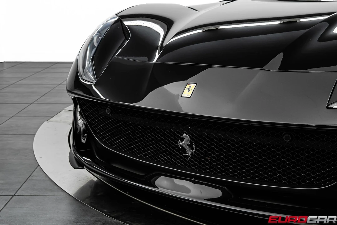 2020 Ferrari 812 Superfast - Image 11 of 31