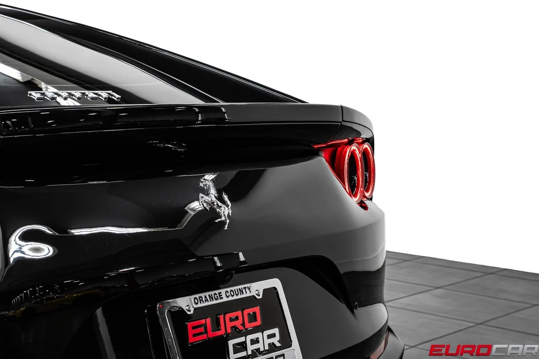2020 Ferrari 812 Superfast - Image 22 of 31