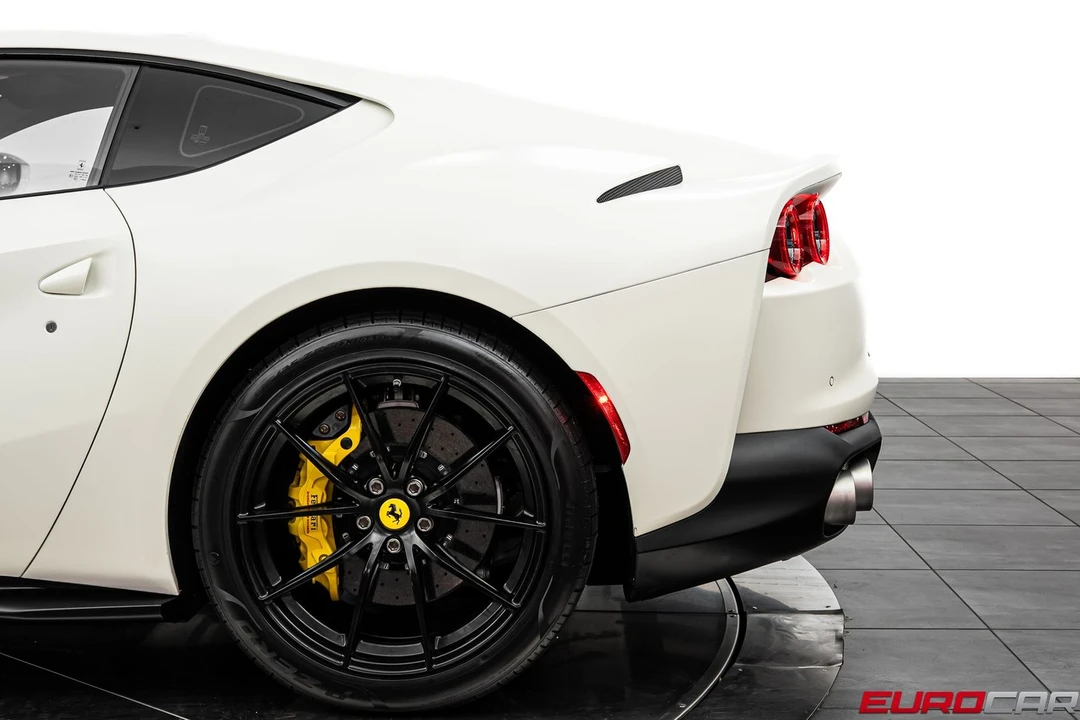 2020 Ferrari 812 Superfast - Image 16 of 31
