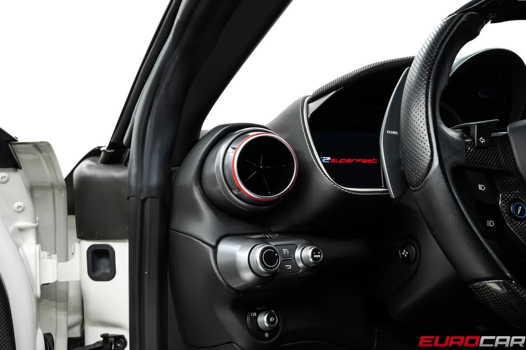2020 Ferrari 812 Superfast - Image 28 of 31