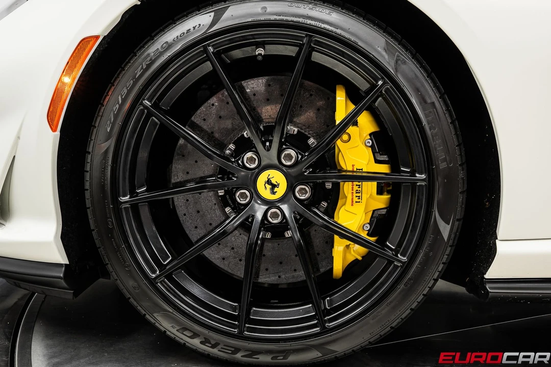 2020 Ferrari 812 Superfast - Image 23 of 31