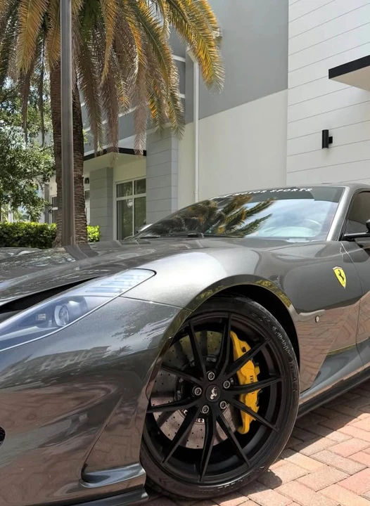 2020 Ferrari 812 Superfast - Image 3 of 8