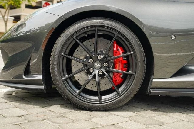 2020 Ferrari 812 Superfast - Image 18 of 31