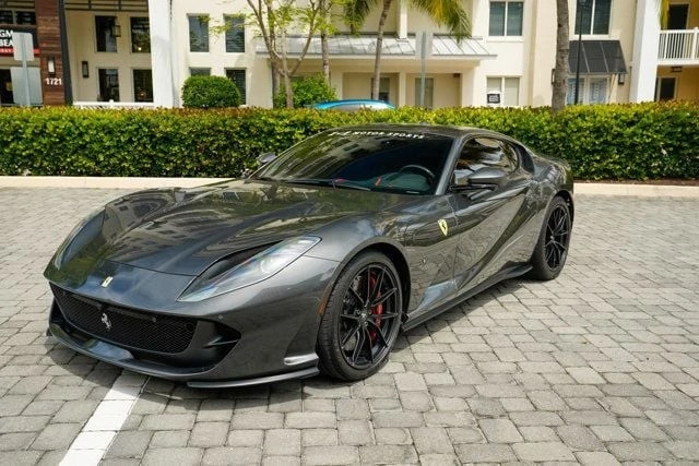 2020 Ferrari 812 Superfast - Image 13 of 31