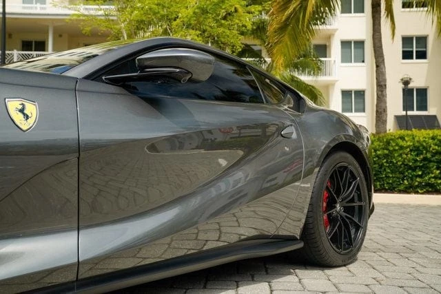 2020 Ferrari 812 Superfast - Image 15 of 31
