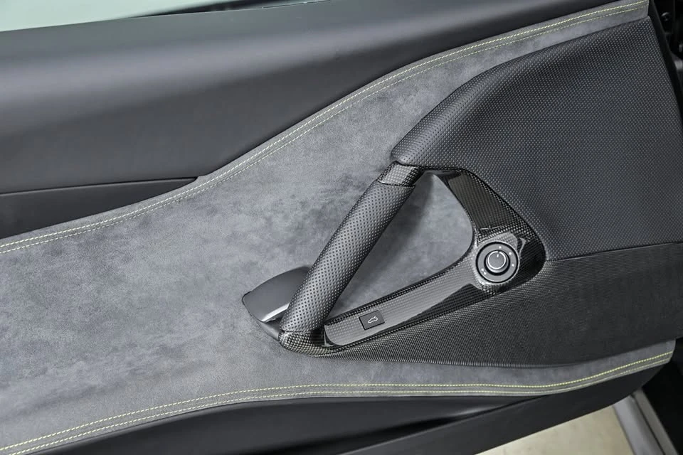 2020 Ferrari 812 Superfast - Image 18 of 20