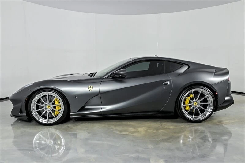 2020 Ferrari 812 Superfast - Image 6 of 31