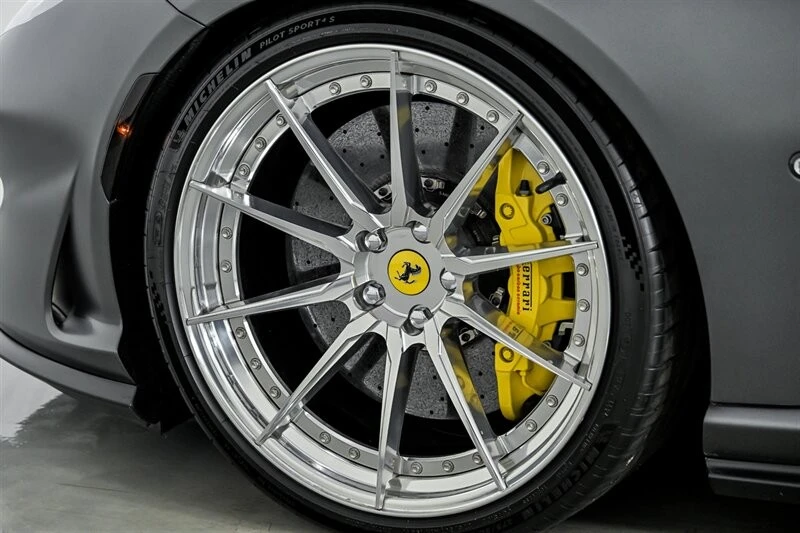 2020 Ferrari 812 Superfast - Image 13 of 31