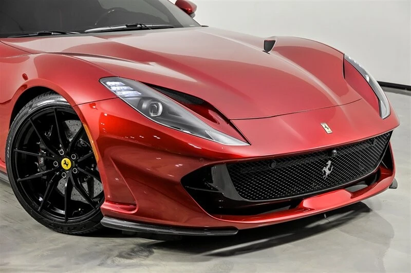 2020 Ferrari 812 Superfast - Image 2 of 31