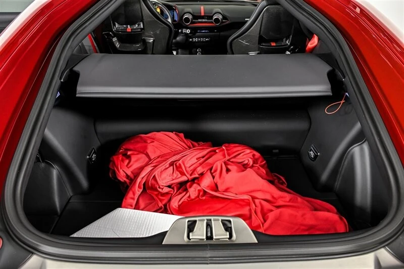 2020 Ferrari 812 Superfast - Image 19 of 31