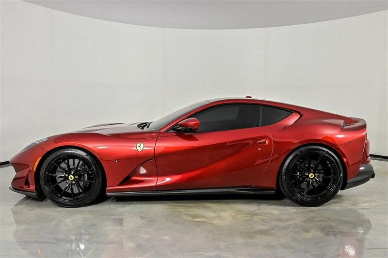 2020 Ferrari 812 Superfast - Image 9 of 31