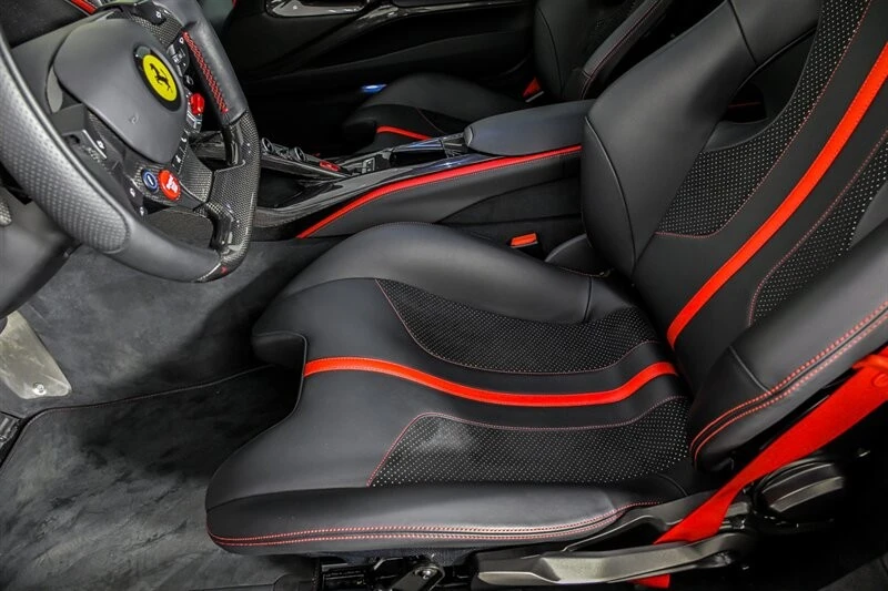 2020 Ferrari 812 Superfast - Image 28 of 31