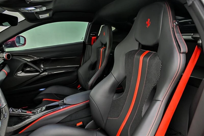 2020 Ferrari 812 Superfast - Image 29 of 31