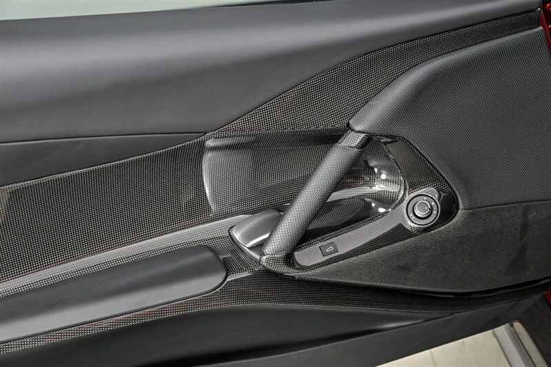 2020 Ferrari 812 Superfast - Image 24 of 31