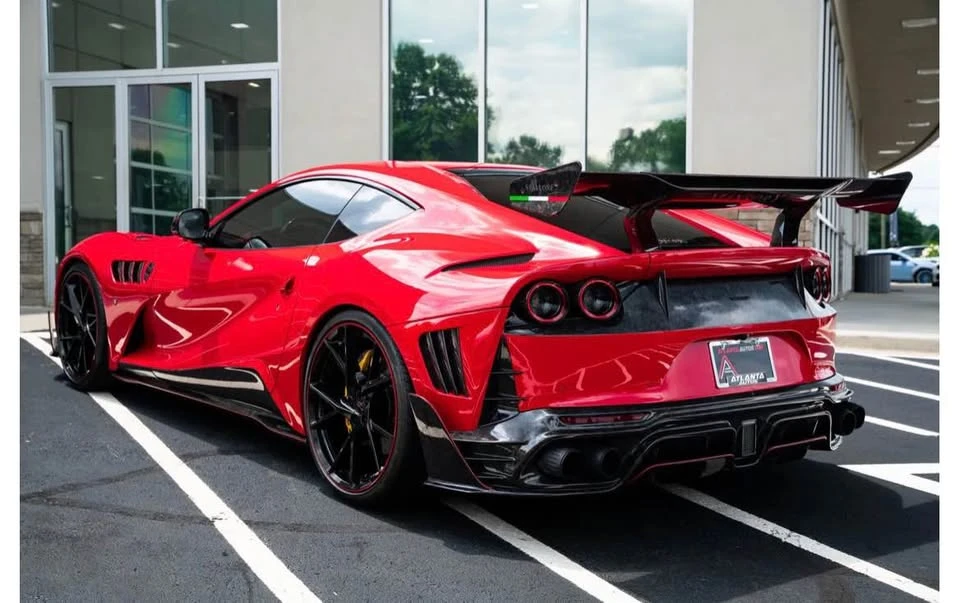 2020 Ferrari 812 Superfast - Image 5 of 7