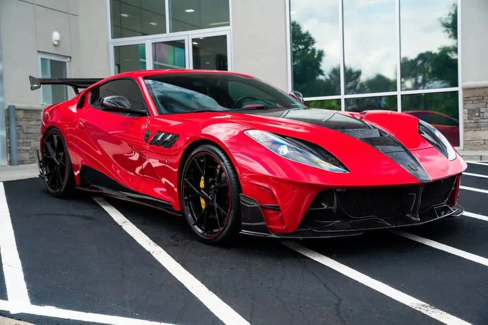2020 Ferrari 812 Superfast - Image 5 of 13