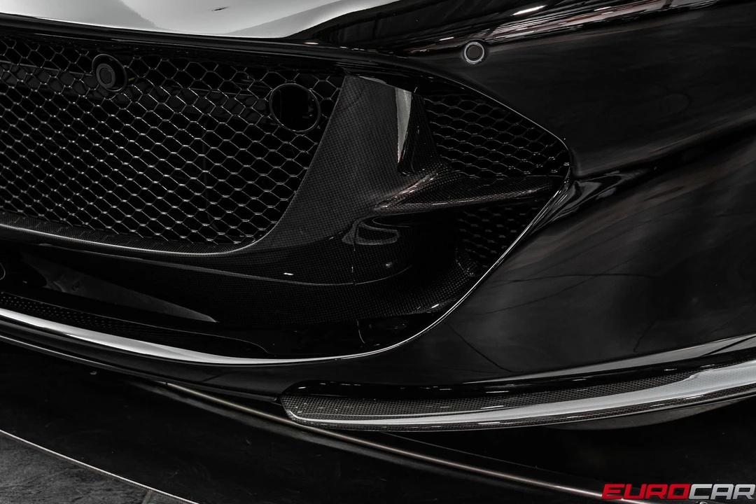 2020 Ferrari 812 Superfast - Image 13 of 31