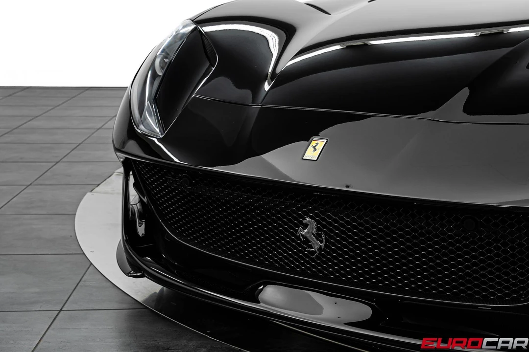 2020 Ferrari 812 Superfast - Image 10 of 31