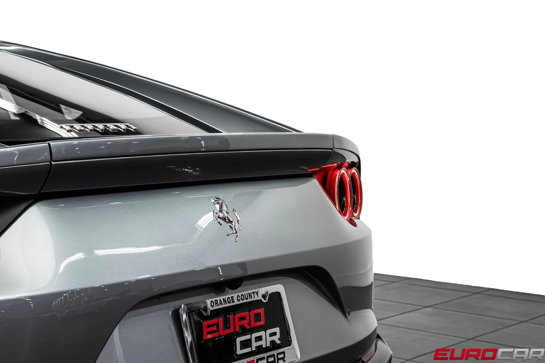 2020 Ferrari 812 Superfast - Image 25 of 31